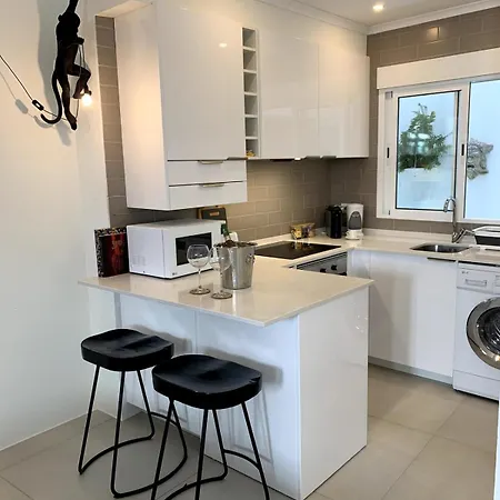 2, Old Town Charm لاغوس