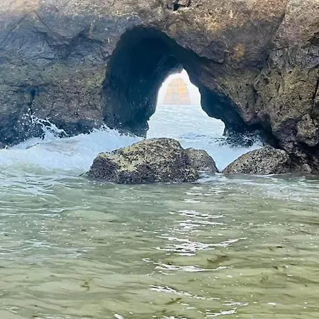 2, Old Town Charm لاغوس