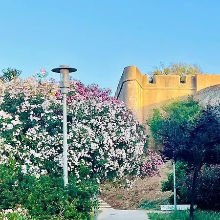 2, Old Town Charm דירה לאגוּ‏ש