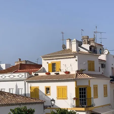 2, Old Town Charm * Lagos