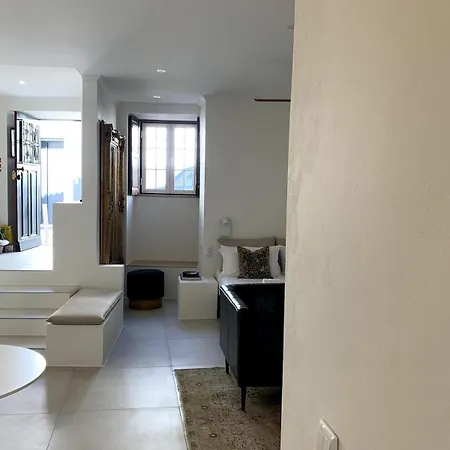 2, Old Town Charm דירה