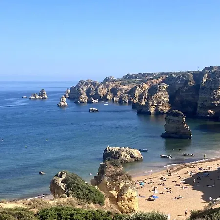 2, Old Town Charm Apartment *