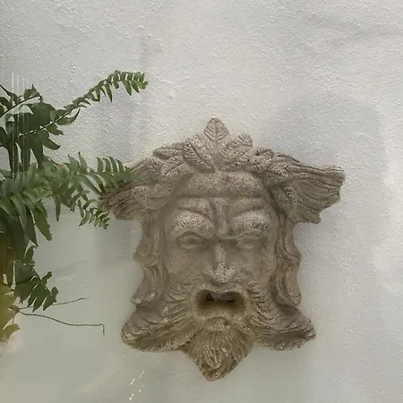 2, Old Town Charm דירה