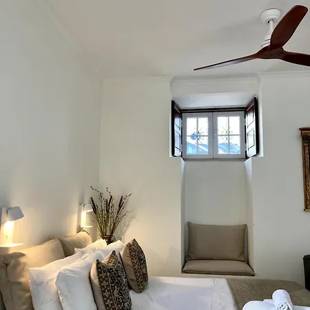 Apartment 2, Old Town Charm Lagos