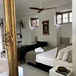 2, Old Town Charm * Lagos