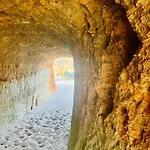 2, Old Town Charm * לאגוּ‏ש